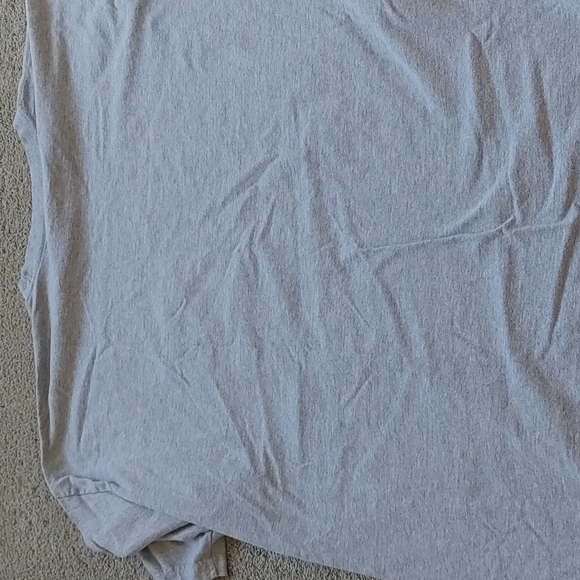 T Shirt - Picture 3 of 4